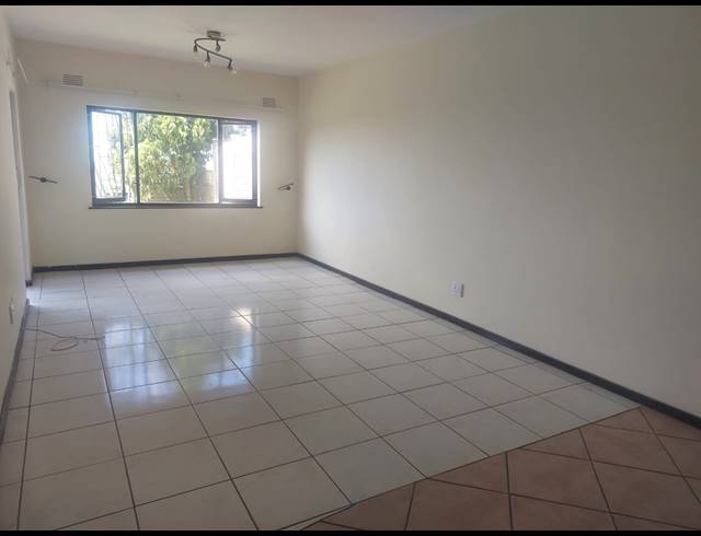 3 BEDROOM SECTIONAL TITLE RENTED IN THE WOLDS